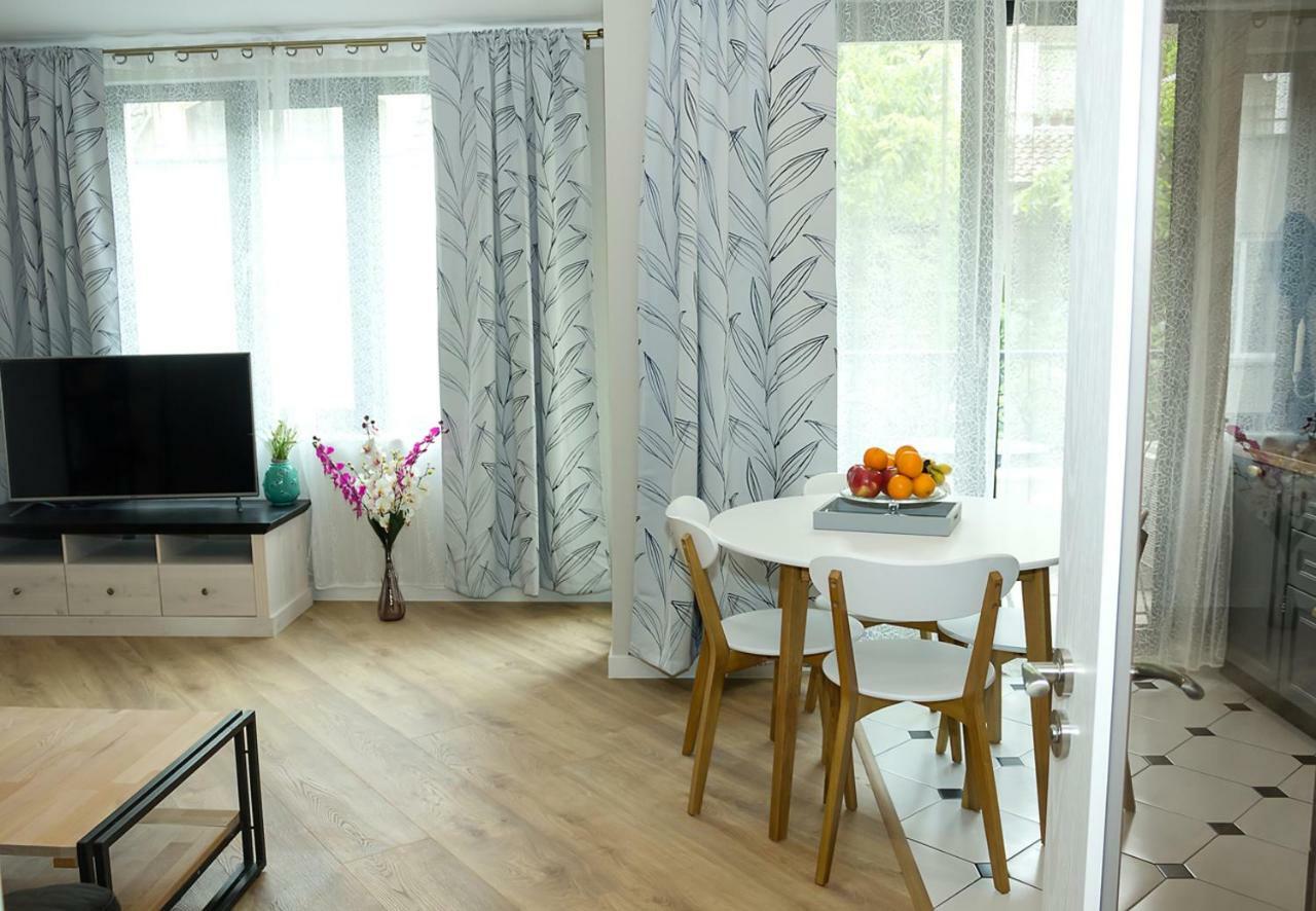 Central Supreme Apartments in Varna Extérieur photo