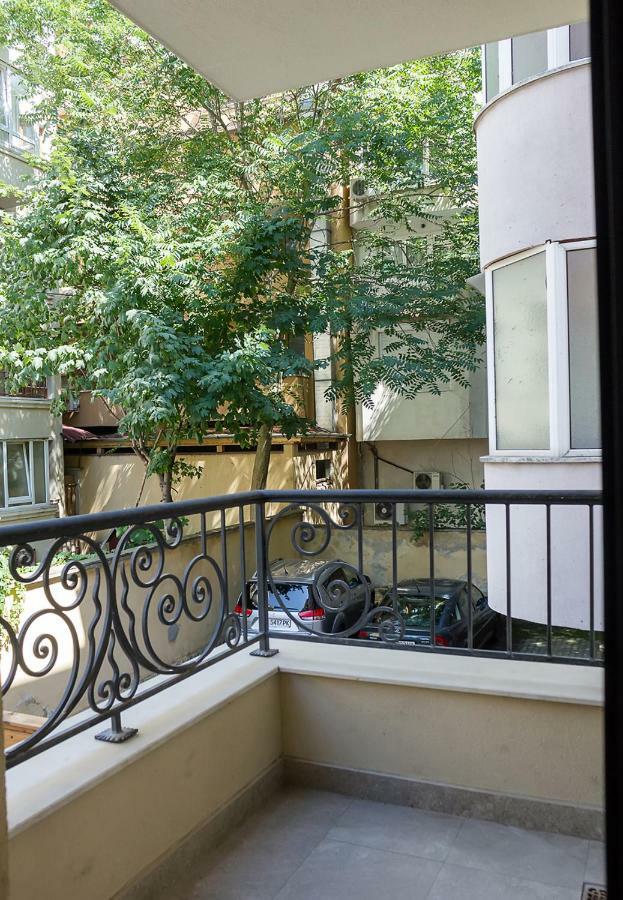 Central Supreme Apartments in Varna Extérieur photo
