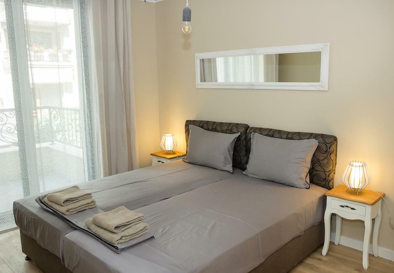Central Supreme Apartments in Varna Extérieur photo